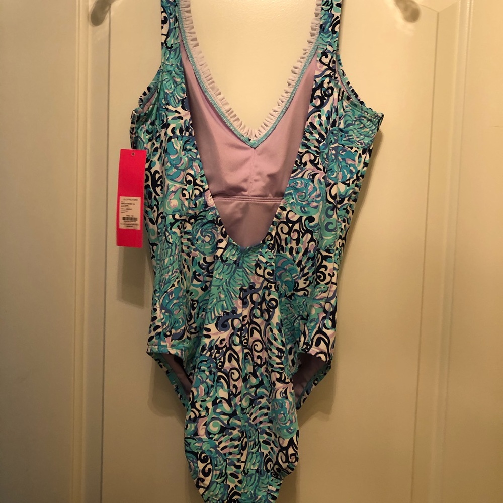 NWT lilly Pulitzer one piece bathing suit - Picture 2 of 3